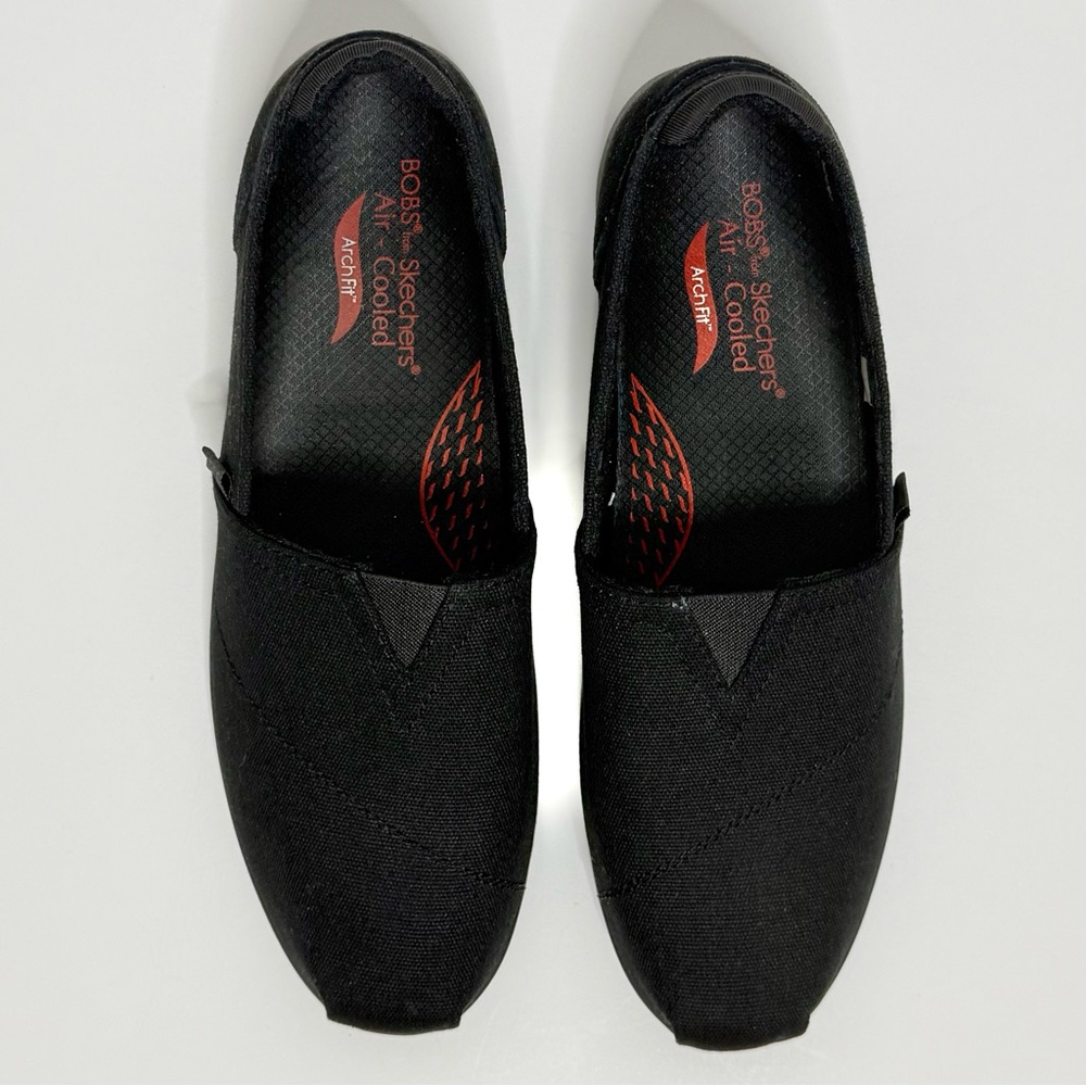 Skechers BOBS Arch Fit Slip-On Flats - Picture 2 of 8